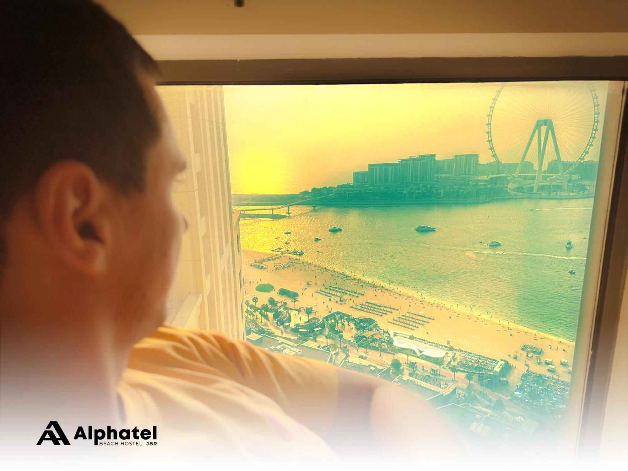 Alphatel Beach Hostel Jbr ดูไบ ภายนอก รูปภาพ